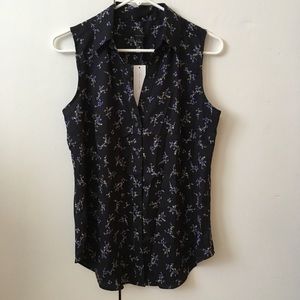 Navy floral sleeveless button up blouse